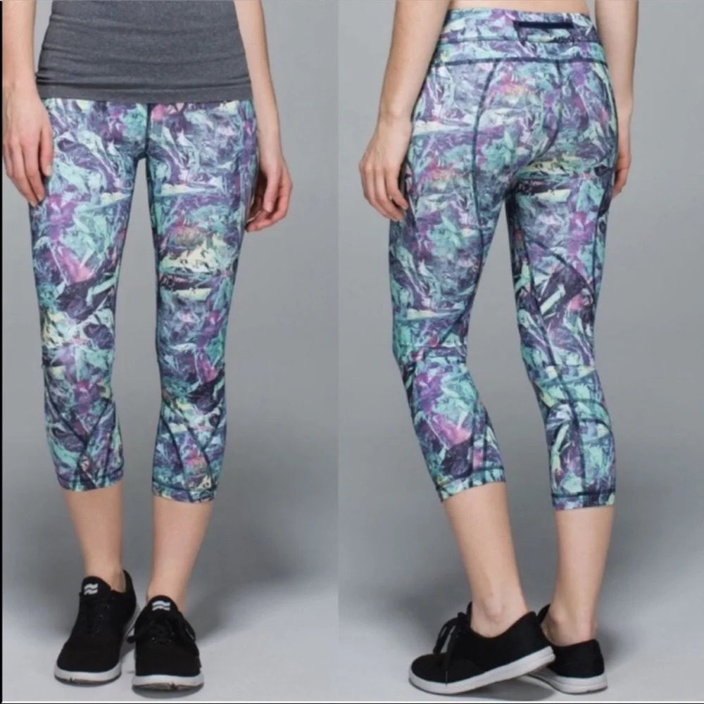 ! Lululemon Run: Inspire Crop II Full-On Luxtreme